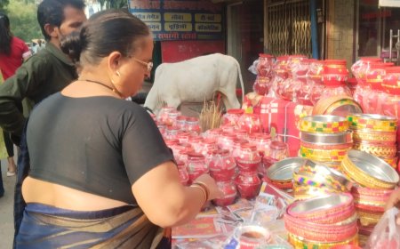 करवा चौथ पर बाजारों में भारी रौनक,महिलाओं के चेहरे पर खुशी