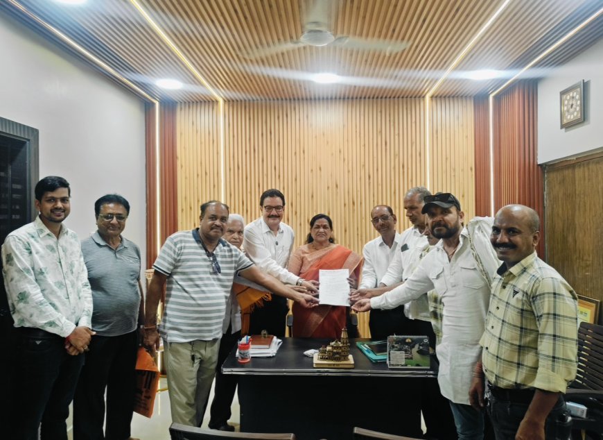 बड़ी संख्या में समस्या लेकर पहुँचे लोग, राज्य सभा सांसद श्रीमती माया नारोलिया के घर ,कई समस्याओं का निराकरण किया