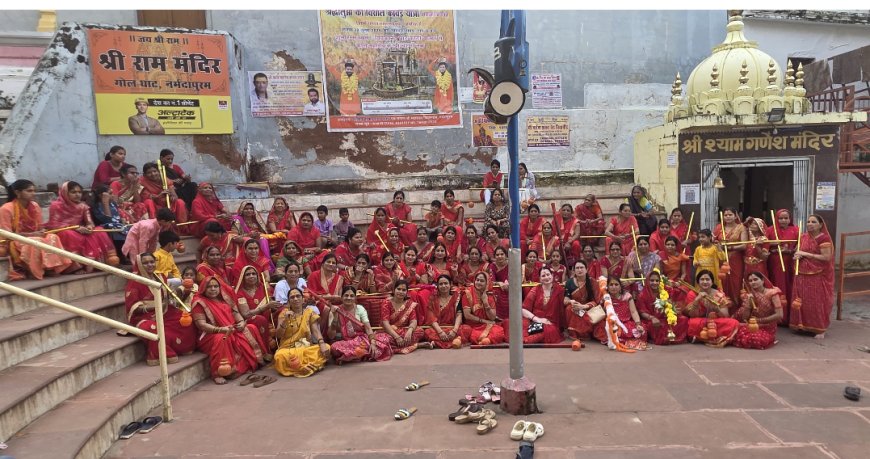 महिला मंडल राजा मोहल्ला ने निकाली काबड़ यात्रा