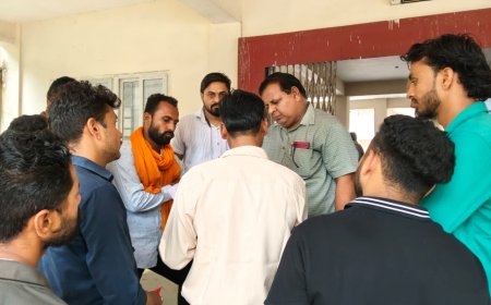 सरपंच एवं सरपंच पति द्वारा लाखों के फ़र्ज़ी बिल  लगाकर निकाले पैसे ,शिकायत और सबूत के बाद भी प्रशासन नहीं कर रहा कार्रवाई आख़िर क्यों??