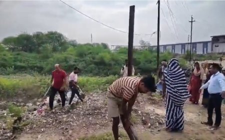 सोनासावरी में स्वच्छता पखवाड़े के तहत श्रमदान से साफ-सफाई