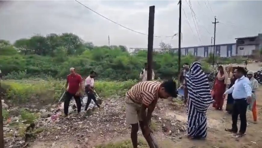 सोनासावरी में स्वच्छता पखवाड़े के तहत श्रमदान से साफ-सफाई