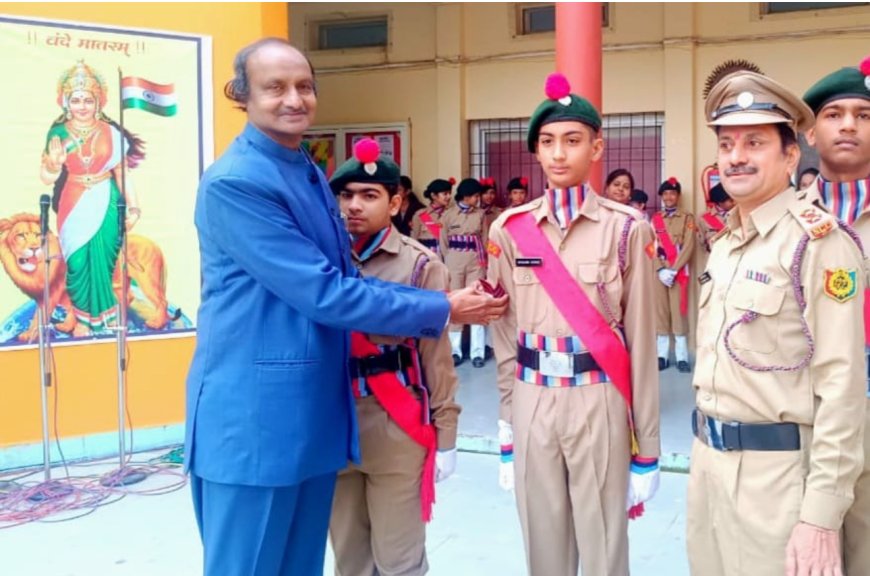 *एनसीसी केडेट्स को लगाई नई रैंक*