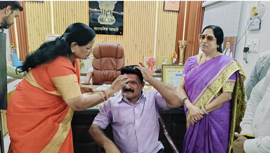 सांसद माया नारोलिया ने नवनियुक्त एल्डरमैन संतोष मीना को तिलक लगाकर दी बधाई किया सम्मान, कहा- "नगर विकास में मिलेगी नई गति"